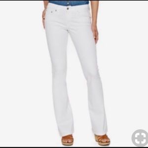 Levi’s Super Low 518 Flare Jeans J41